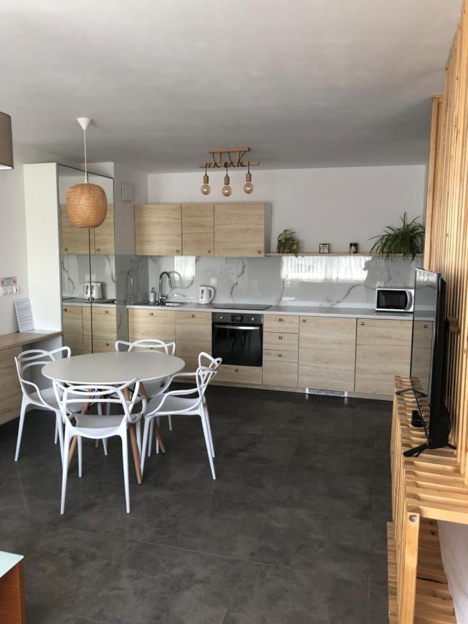 Apartamenty Maja Nowy Targ Exteriör bild